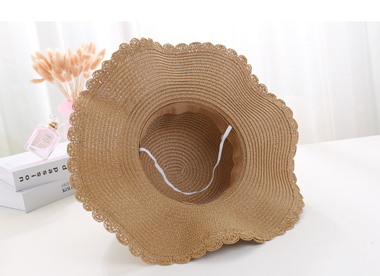 A Sunscreen Han Edition Big Beach Hat Wavy Skirt Together Leather Rope Weaving - Image 5